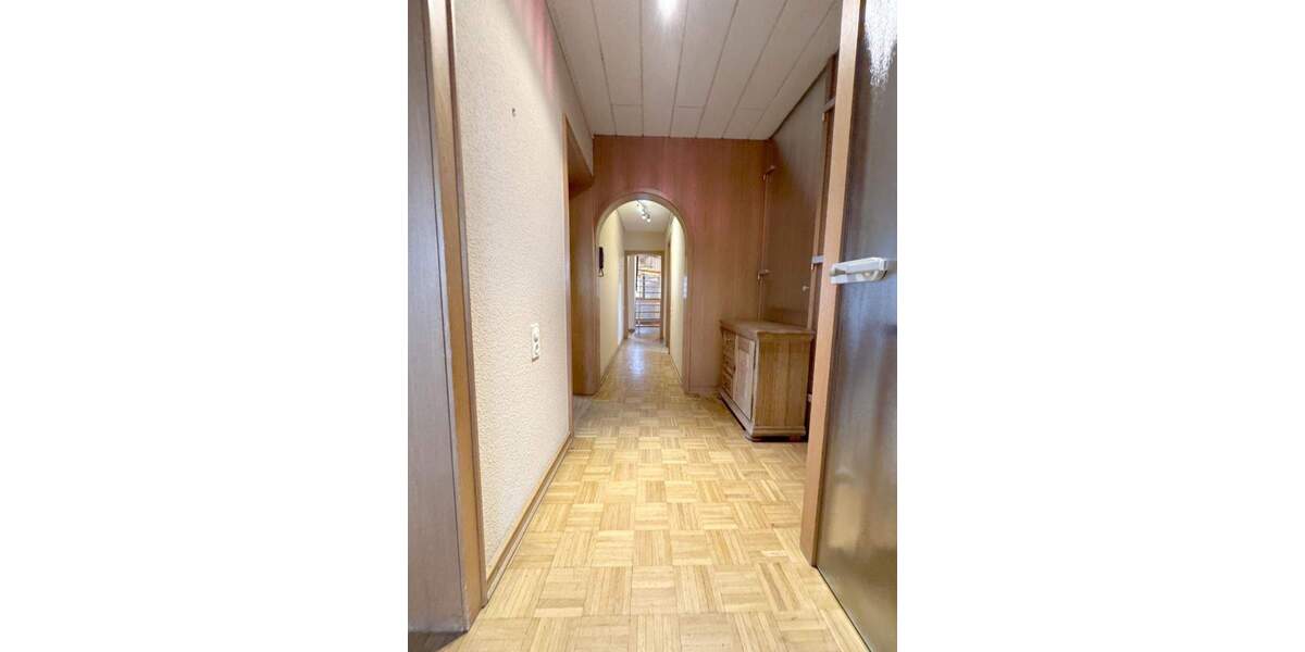 Mehrfamilienhaus, Wohnhaus Oberhausen Sterkrade-Nord - 9 Zimmer, 254 m&sup2;, 759.000&euro; | Angebot:25709919