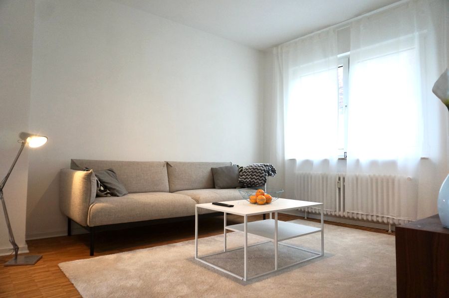 Sehr schöne 3 Zimmer Whg komplett möbliert ! Fußläufig zum HBf ! 3 zimmer