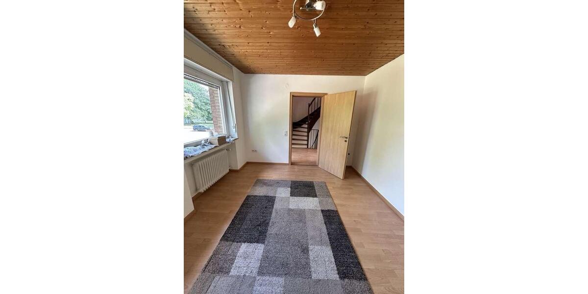 Reihenhaus Meerbusch Kierst - 5 Zimmer, 135 m&sup2;, 1.810&euro; | Angebot:25223883