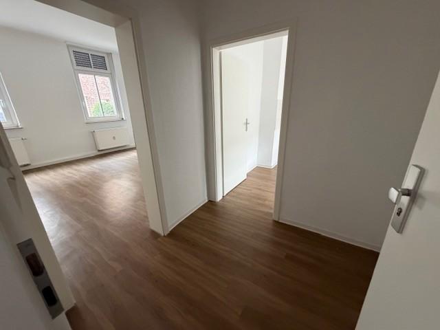 Erdgeschoßwohnung Essen Stadtbezirk VI - 1 Zimmer, 50 m&sup2;, 601&euro; | Angebot:24437081