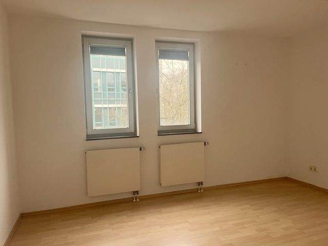 Etagenwohnung Düsseldorf Derendorf - 2 Zimmer, 61 m&sup2;, 670&euro; | Angebot:25566240