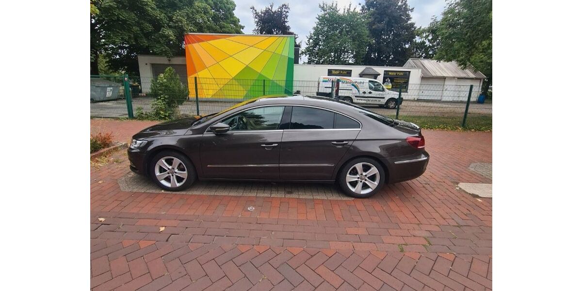 VW CC 141.000 km 15.000 &euro; Voerde 46562