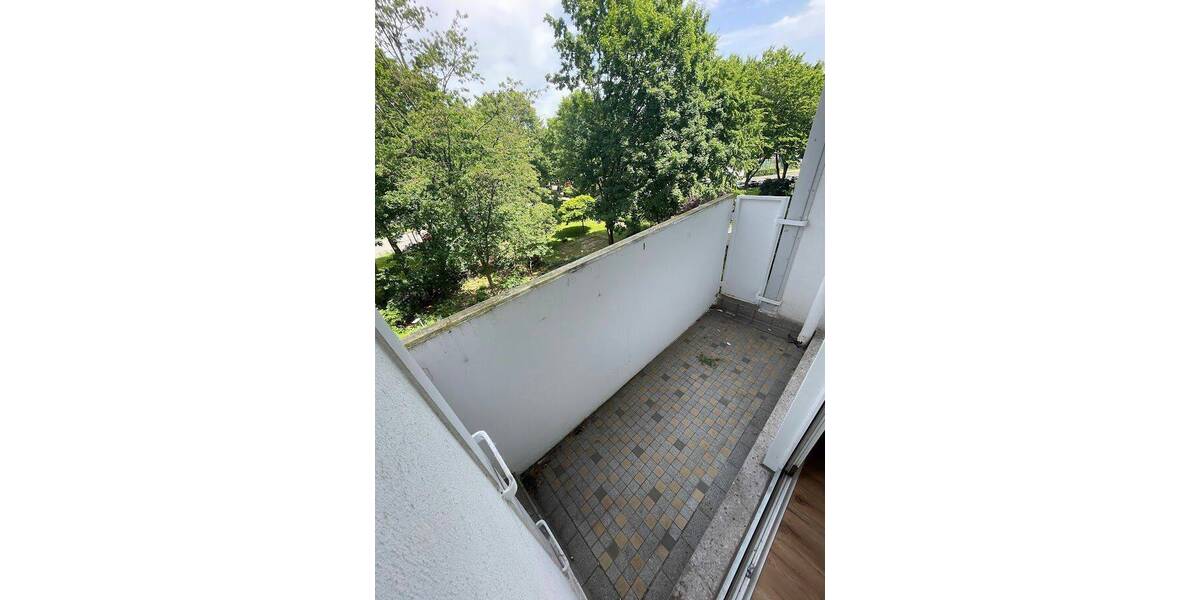 Etagenwohnung Duisburg Hochheide - 2 Zimmer, 68 m&sup2;, 589&euro; | Angebot:26799423