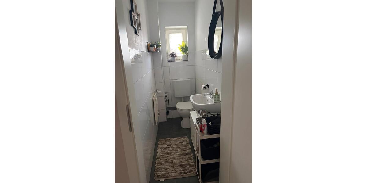 Etagenwohnung Duisburg Beeck - 3.5 Zimmer, 72 m&sup2;, 766&euro; | Angebot:25433293