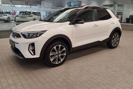 Kia Stonic 52.384 km 18.498 &euro; Oberhausen 46049