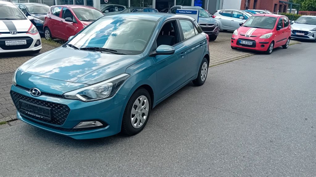 Hyundai i20 56.700 km 8.950 &euro; Duisburg 47269