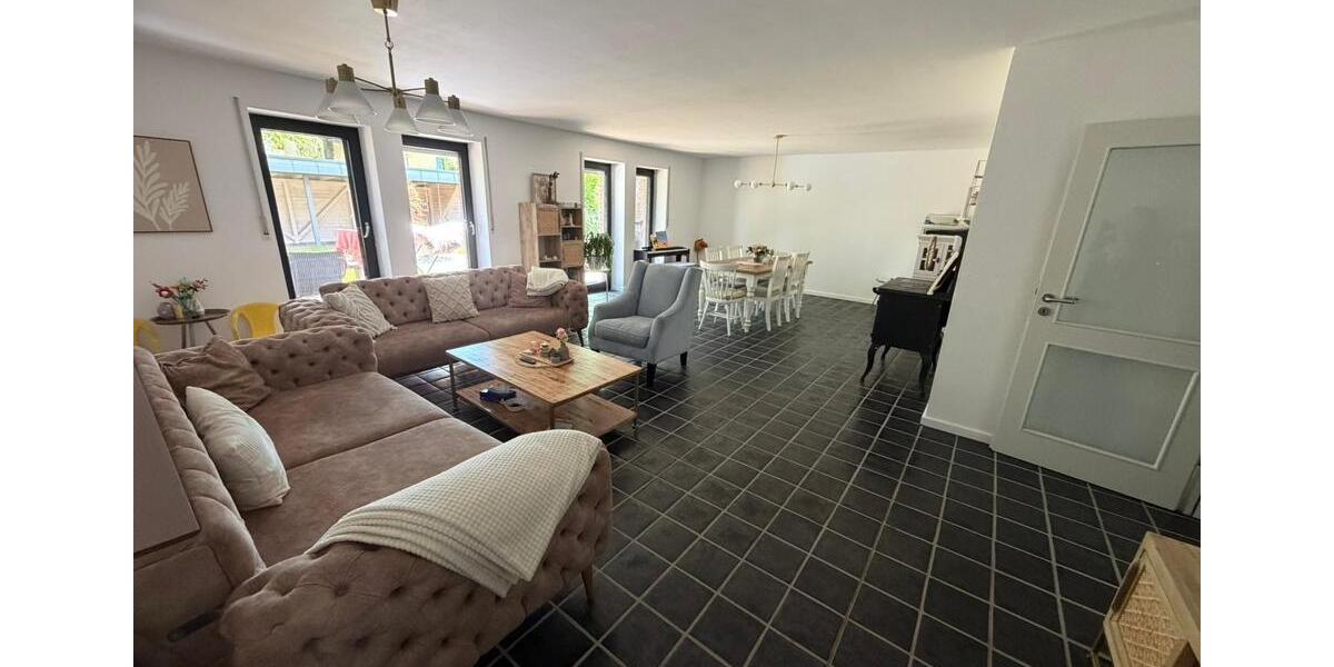 Reihenhaus Neuss Furth-Mitte - 4 Zimmer, 150 m&sup2;, 590.000&euro; | Angebot:27059284