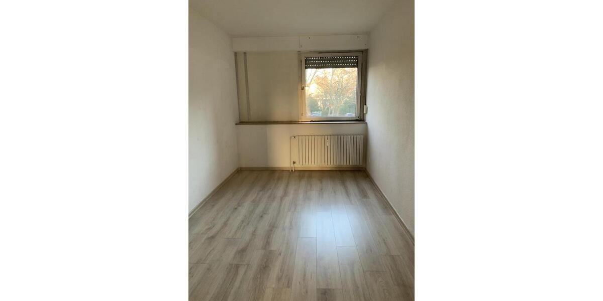 Etagenwohnung Dinslaken Lohberg - 3.5 Zimmer, 81 m&sup2;, 507&euro; | Angebot:26306062