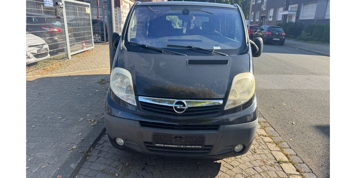 Opel Vivaro 216.000 km 8.999 &euro; Gelsenkirchen 45879