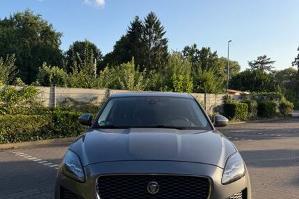 Jaguar E-Pace 81.000 km 22.700 &euro; Duisburg 47138