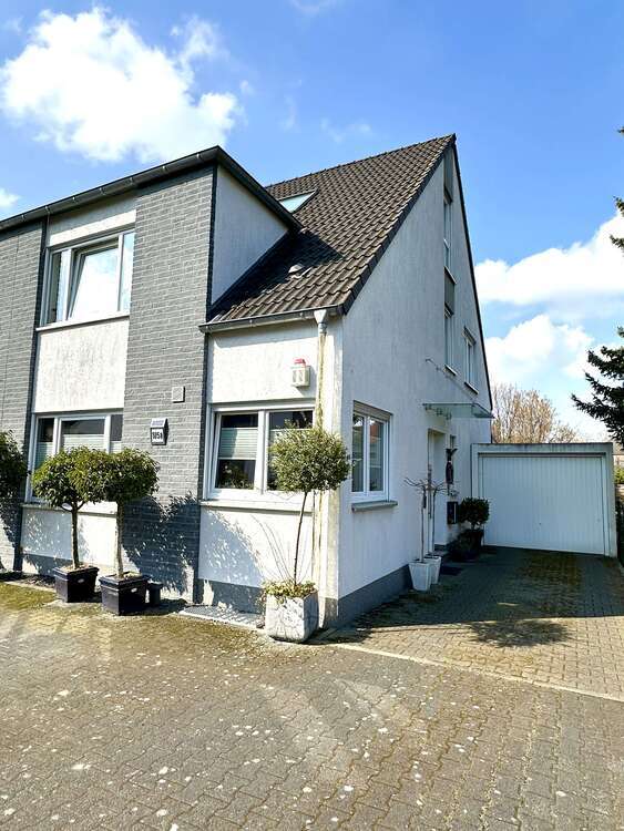 Haus zum Kaufen in Mönchengladbach 449.000 € 121 m²