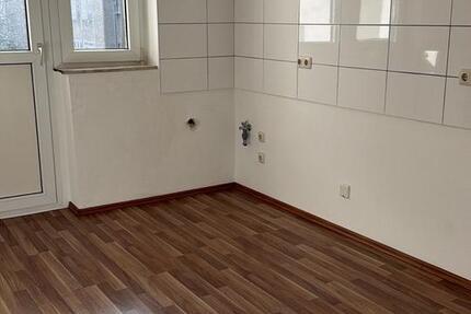 Wohnung Duisburg Duisburg-Mitte - 3 Zimmer, 70 m&sup2;, 770&euro; | Angebot:25646332