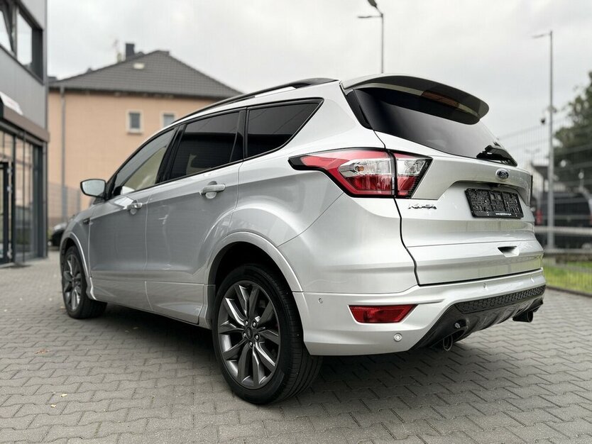 Kuga ST-Line KeylessGO Kamera