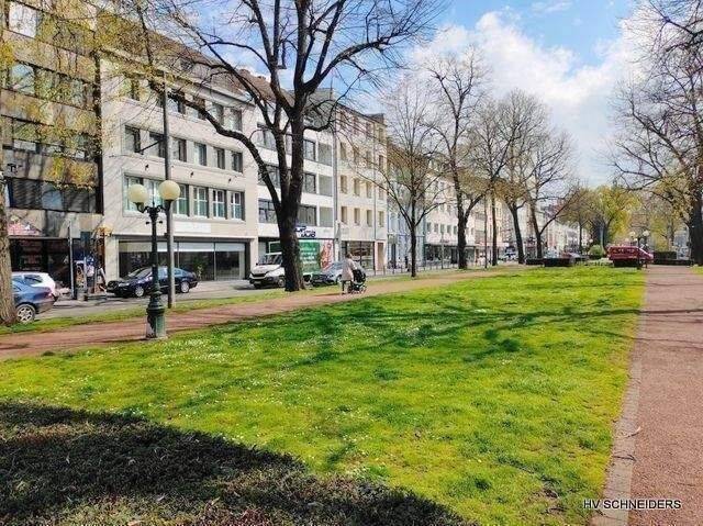 Etagenwohnung Krefeld Cracau - 2 Zimmer, 64 m&sup2;, 580&euro; | Angebot:26875009