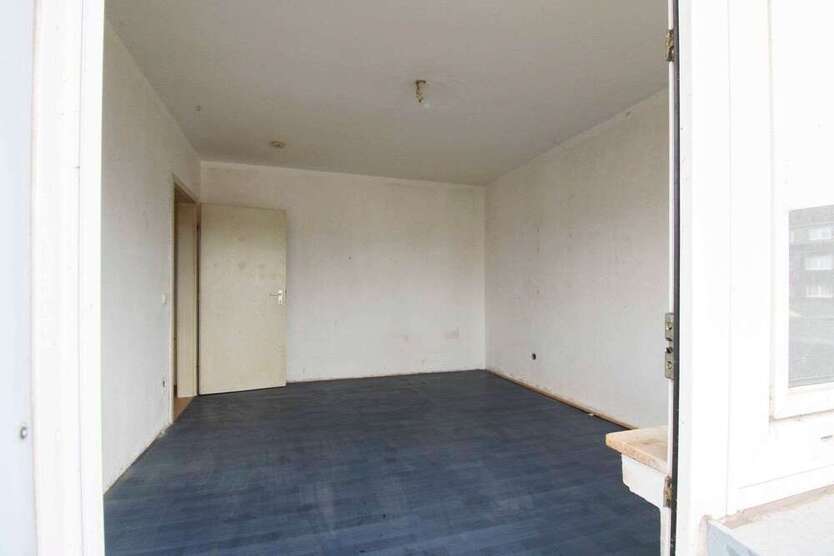 Wohnung zum Kaufen in Duisburg 60.000 € 61 m²