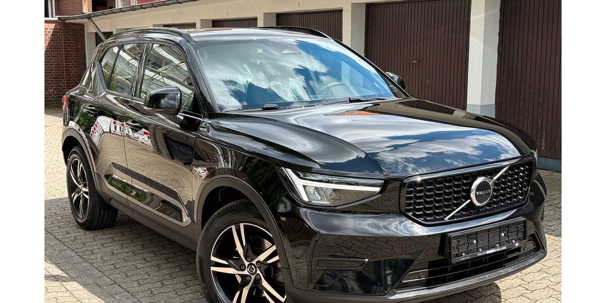 Volvo XC40 130.000 km 23.840 &euro; Düsseldorf 40468