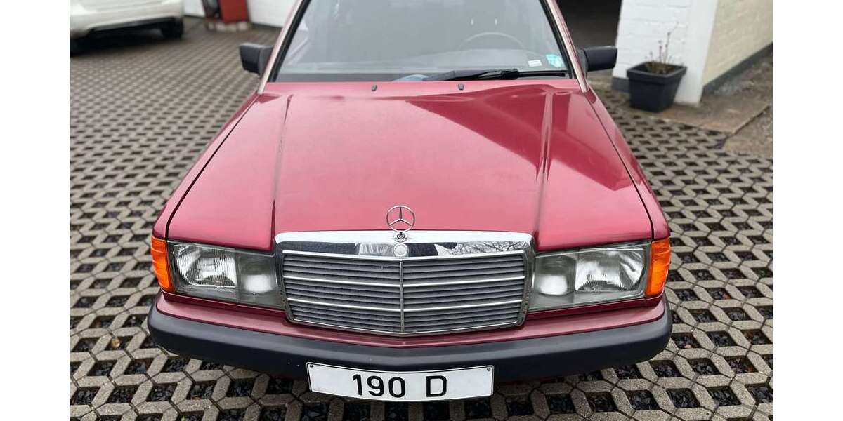 Mercedes-Benz 190 156.000 km 6.490 &euro; Krefeld 47809