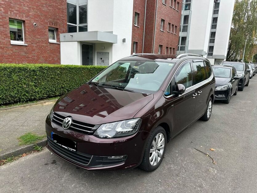 VW Sharan 131.000 km 20.950 € Düsseldorf 40235