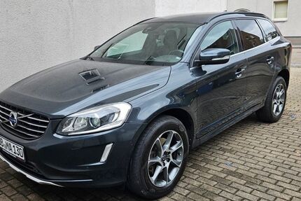 Volvo XC60 220.000 km 12.500 &euro; Oberhausen 46049