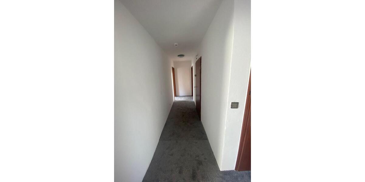 Dachgeschoßwohnung Duisburg Duisburg-Mitte - 2 Zimmer, 65 m&sup2;, 494&euro; | Angebot:25052498