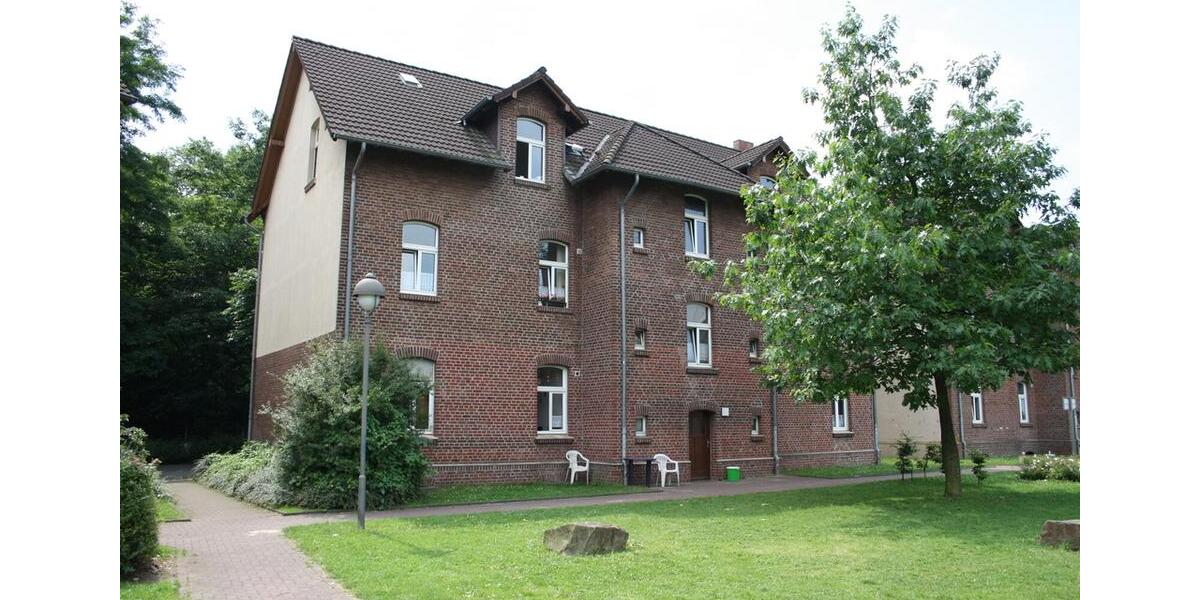 Etagenwohnung Duisburg Hamborn - 3.5 Zimmer, 71 m&sup2;, 436&euro; | Angebot:25524177
