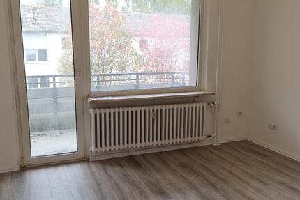 Renovierte 3-Zimmer-Wohnung im 2-Obergeschoss zu vermieten! *Mit Balkon* zimmer