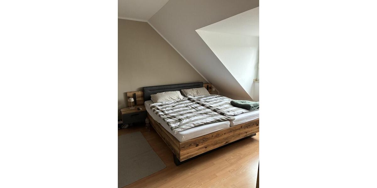Etagenwohnung Meerbusch - 2.5 Zimmer, 72 m&sup2;, 774&euro; | Angebot:25064784