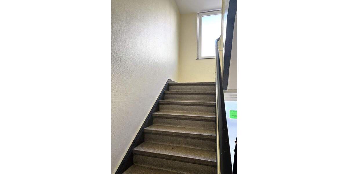 Etagenwohnung Krefeld Stadtmitte - 2 Zimmer, 57 m&sup2;, 79.990&euro; | Angebot:25657455