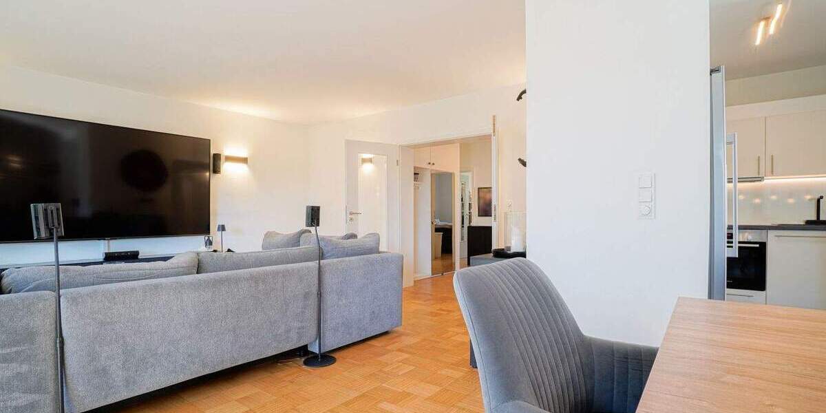 Etagenwohnung Mülheim an der Ruhr Saarn - 3 Zimmer, 94 m&sup2;, 1.300&euro; | Angebot:25399868