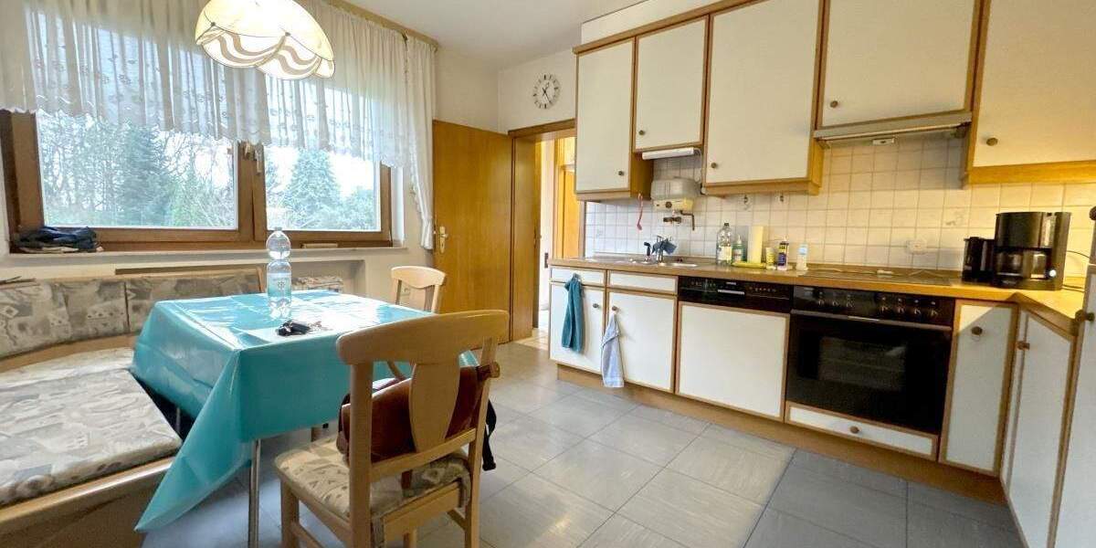 Mehrfamilienhaus, Wohnhaus Oberhausen Sterkrade-Nord - 9 Zimmer, 254 m&sup2;, 759.000&euro; | Angebot:25709919