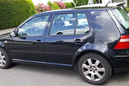 VW Golf 282.000 km 2.600 &euro; Mettmann 42781