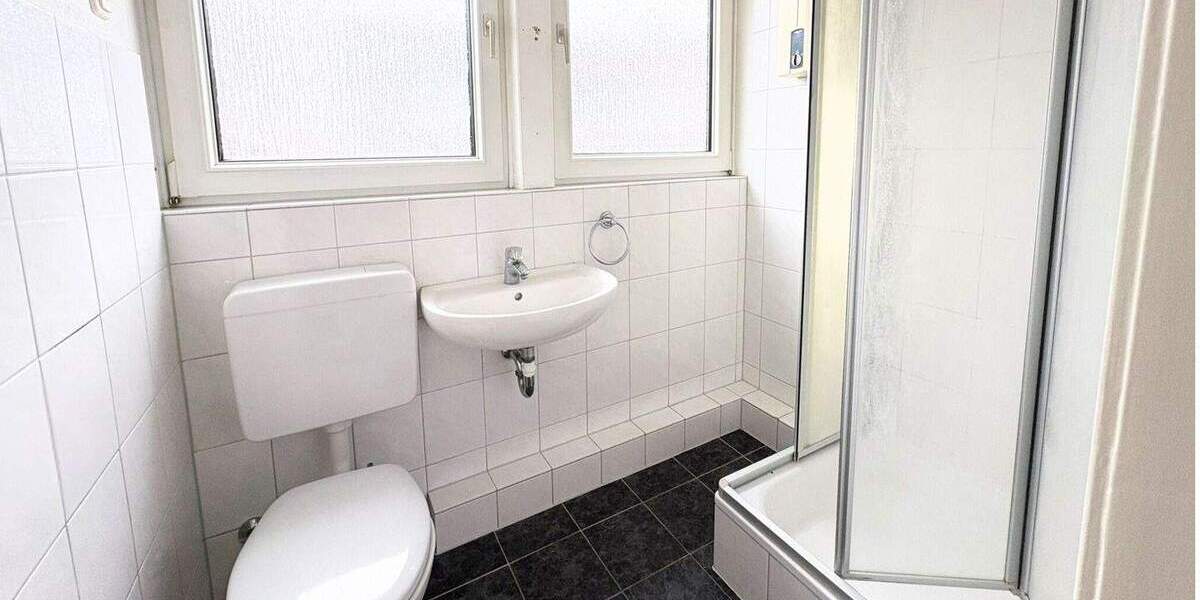 Etagenwohnung Gelsenkirchen Neustadt - 3 Zimmer, 80 m&sup2;, 490&euro; | Angebot:25679212