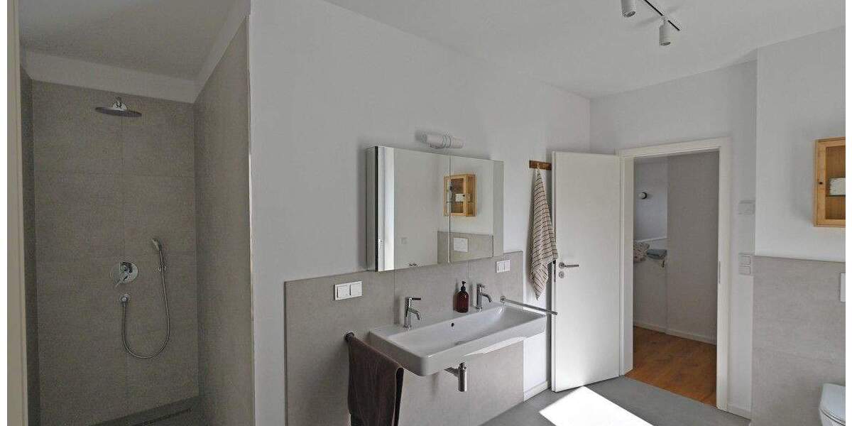 Einfamilienhaus Essen Bredeney - 1 Zimmer, 330 m&sup2;, 2.150.000&euro; | Angebot:25275679