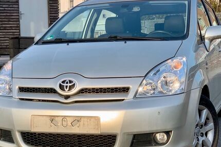 Toyota Corolla Verso 135.783 km 3.300 &euro; Gelsenkirchen 45884