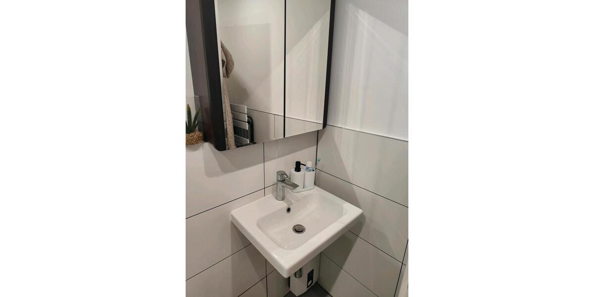 Erdgeschoßwohnung Neuss Furth-Mitte - 1 Zimmer, 30 m&sup2;, 800&euro; | Angebot:26234591