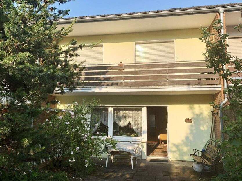 Familienfreundliches Reihenhaus mit Garten, Balkon und Garage - von privat 4 zimmer