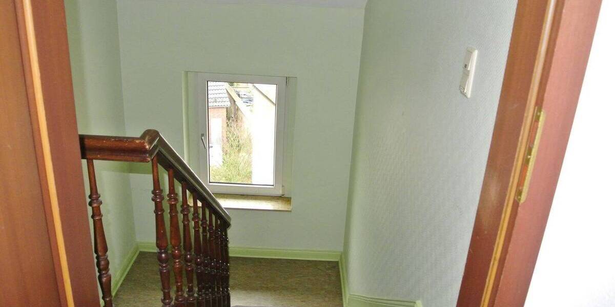 Etagenwohnung Mülheim an der Ruhr Mitte-Ost - 3 Zimmer, 98 m&sup2;, 650&euro; | Angebot:26392075