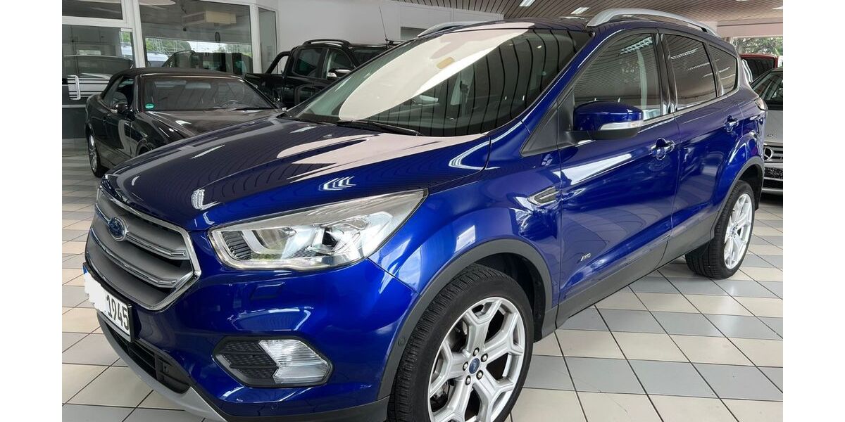 Ford Kuga 23.011 km 16.990 &euro; Neuss 41469