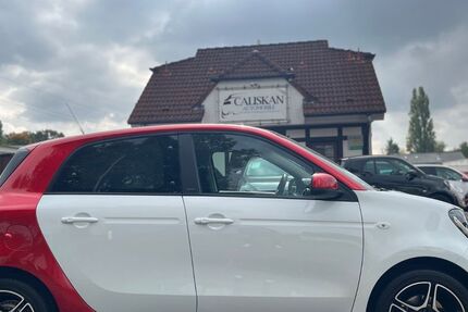 Smart ForFour 123.954 km 10.690 € Dinslaken 46539