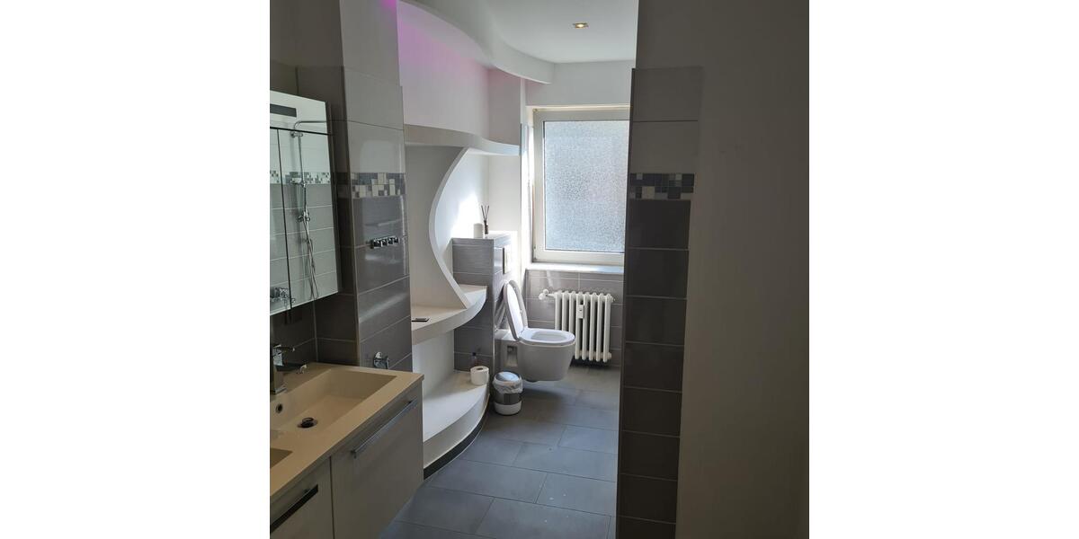 Etagenwohnung Düsseldorf Pempelfort - 2.5 Zimmer, 86 m&sup2;, 370.000&euro; | Angebot:27096067