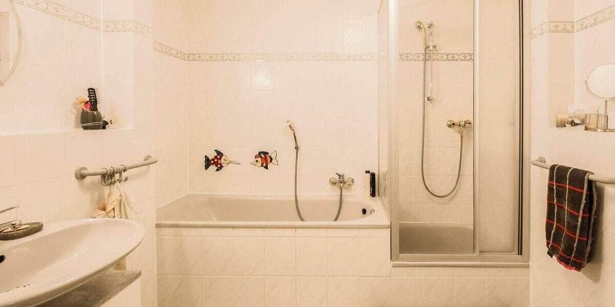 Einfamilienhaus Neuss Stadionviertel - 6 Zimmer, 549.000&euro; | Angebot:25602812