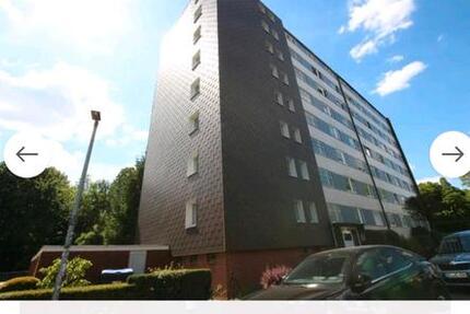 Helle Gewerbefläche im 7. Obergeschoss mit Aufzug zimmer