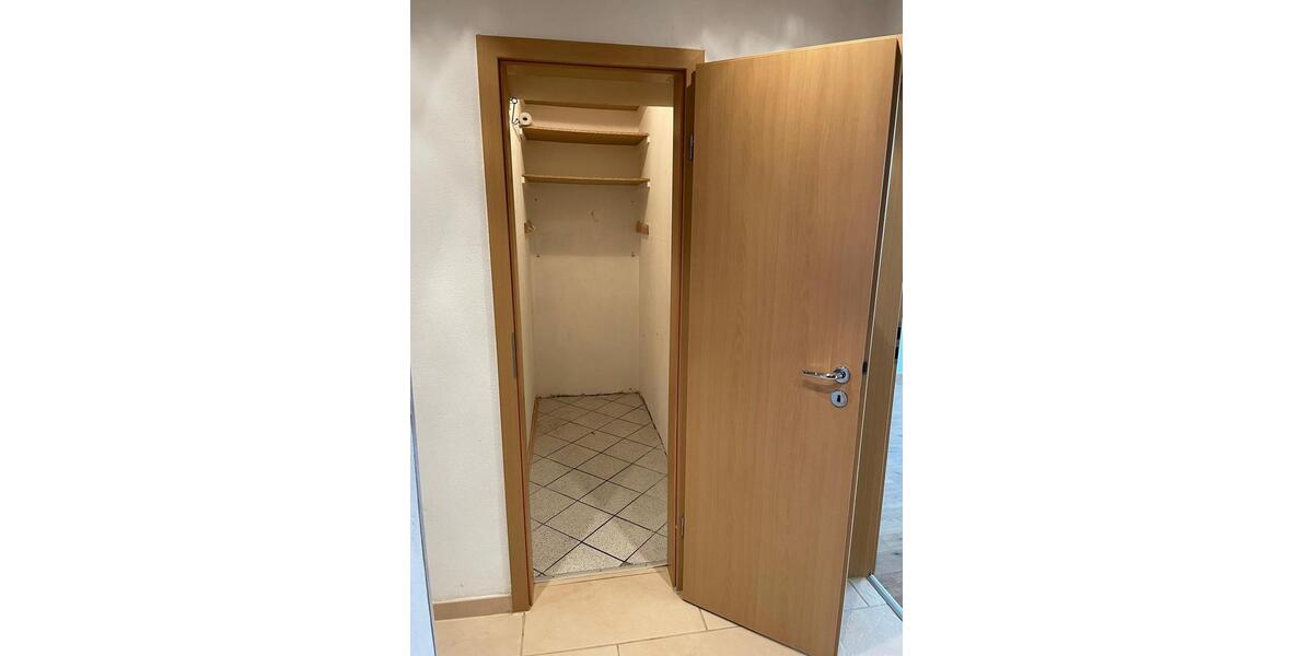 Etagenwohnung Duisburg Hochheide - 3.5 Zimmer, 70 m&sup2;, 169.000&euro; | Angebot:27127732