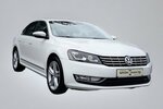 VW Passat 2,0 TDI Highline / Leder / SHD / Keyless 228.000 km 12.890 € Mönchengladbach 41066