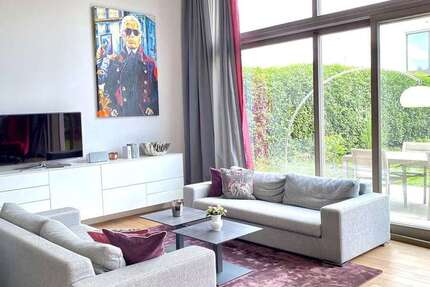 Haus zum Mieten in Mörsenbroich 3.200 € 157 m² 4.5 zimmer