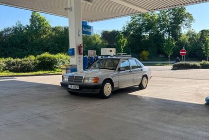 Mercedes-Benz 190 250.000 km 18.400 € Essen 45149