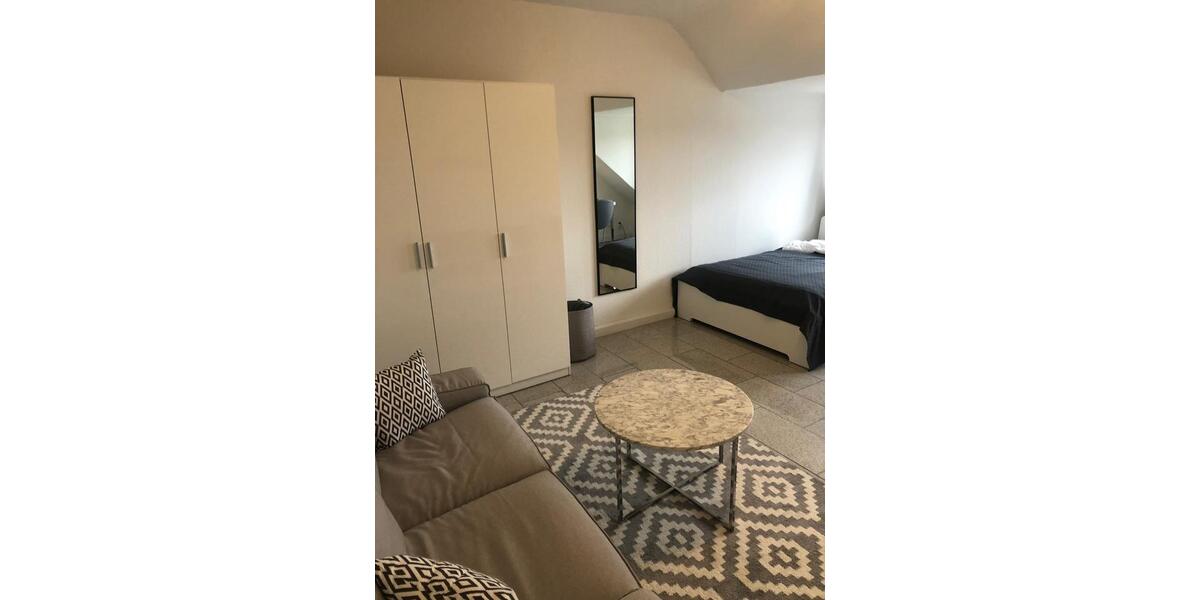 Helles, vollmöbliertes 21qm- WG Zimmer-ab 15.01.2026 4 zimmer