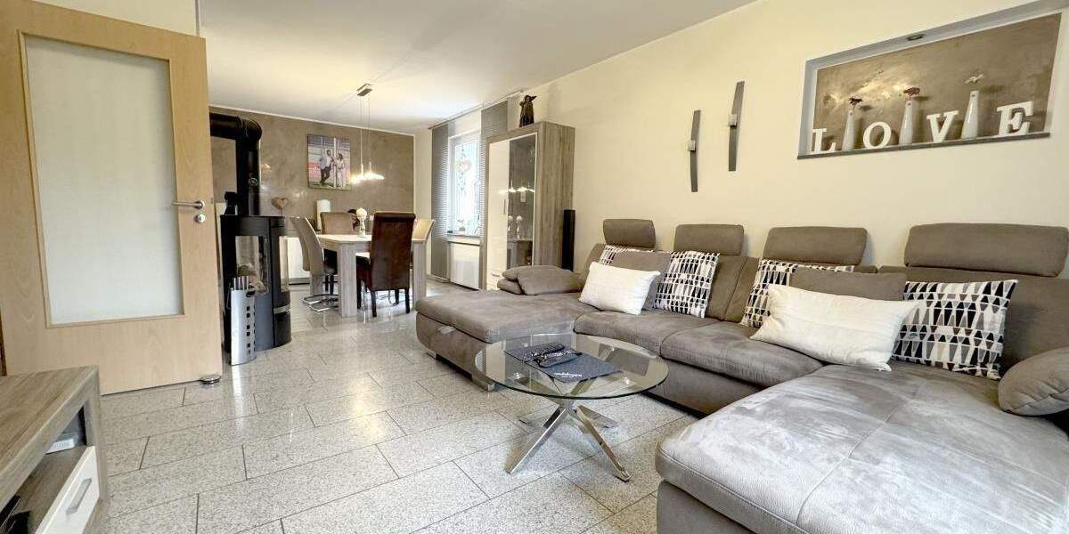 Einfamilienhaus Oberhausen Schwarze Heide - 7 Zimmer, 176 m&sup2;, 595.000&euro; | Angebot:25632282