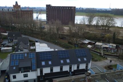 Provisionsfrei* Neubau Eckhaus EFH mit PV 10,4 KW+Garage Energiebedarf 22,4 kWhm2a - Haus Duisburg Essenberg | Angebot:25294292