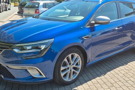 Renault Megane 123.600 km 8.799 &euro; Essen 45139